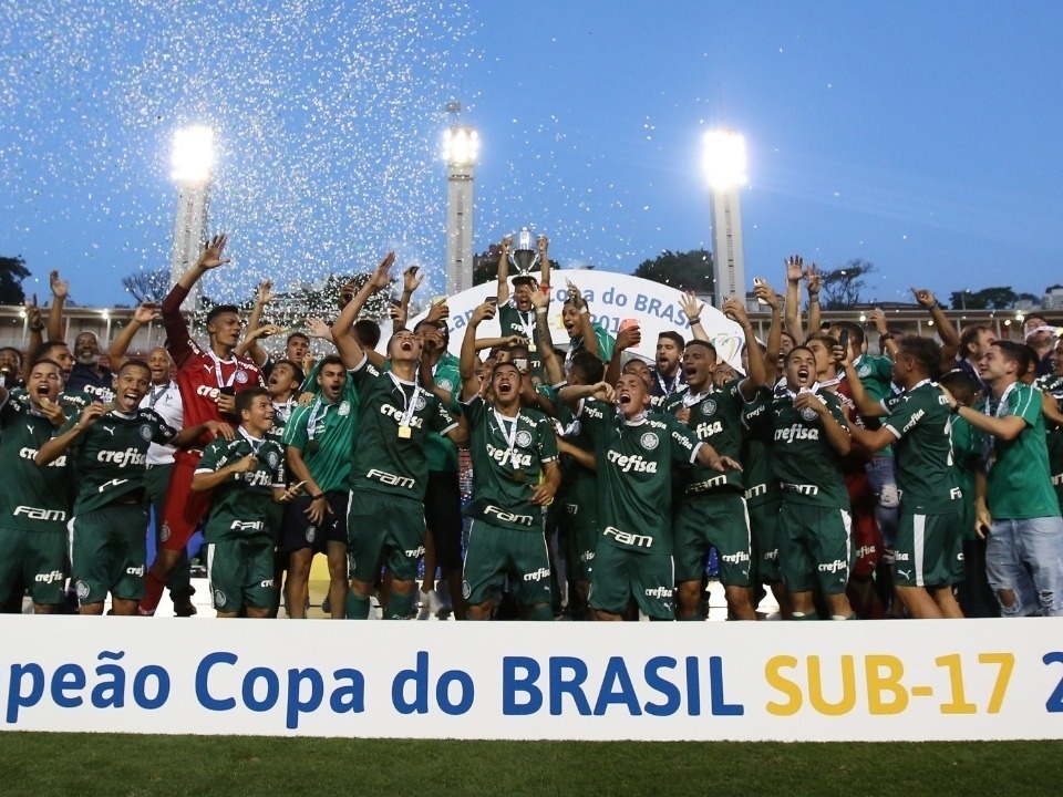 TNT Sports Brasil - É CAMPEÃO MUNDIAL SUB-17! SE Palmeiras vence o