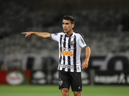 Atlético-MG anuncia volta de Júnior Alonso após acordo com time