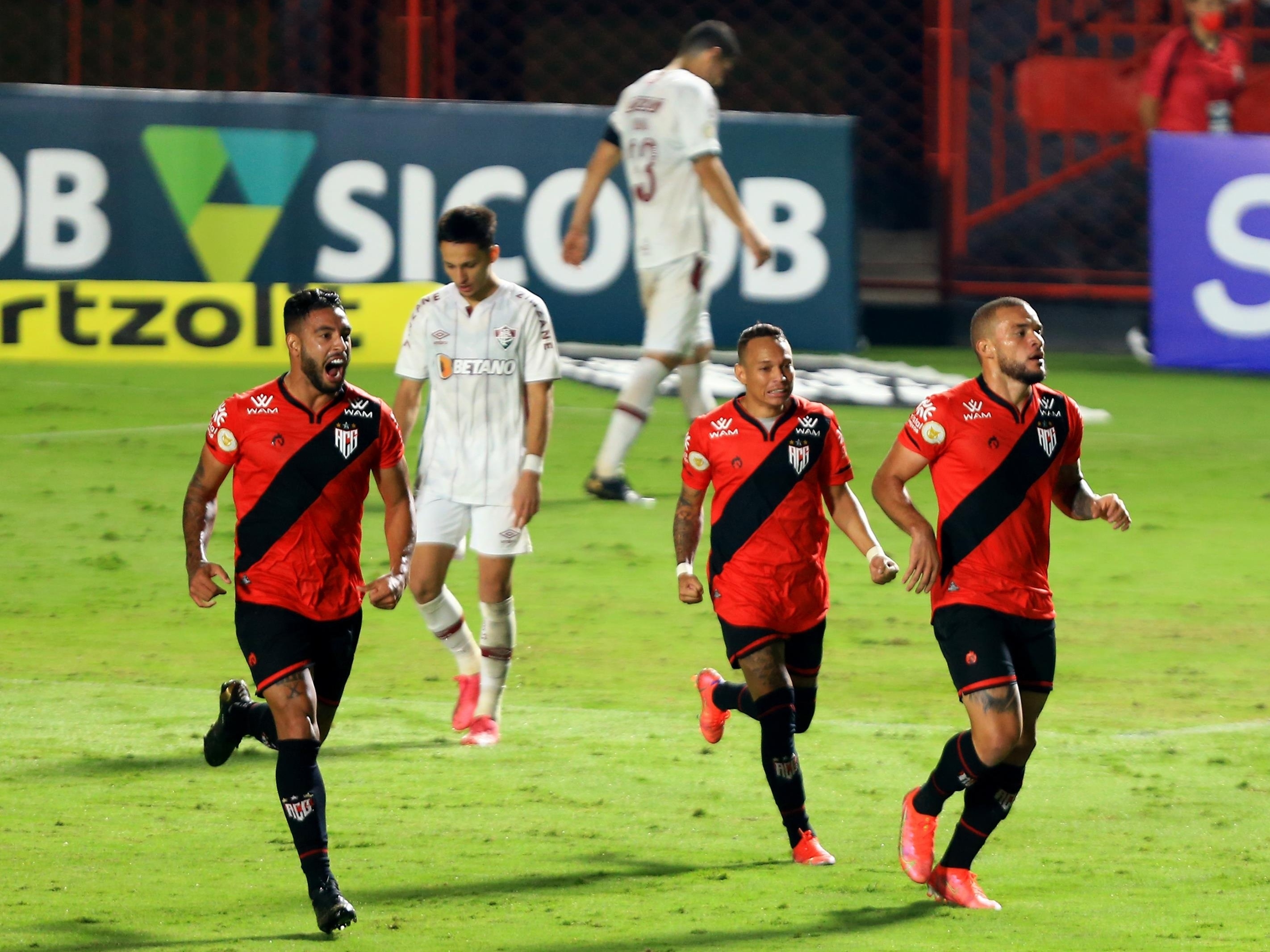 Atlético-GO x Botafogo-SP: confira valores de ingressos, prováveis  escalações e onde assistir