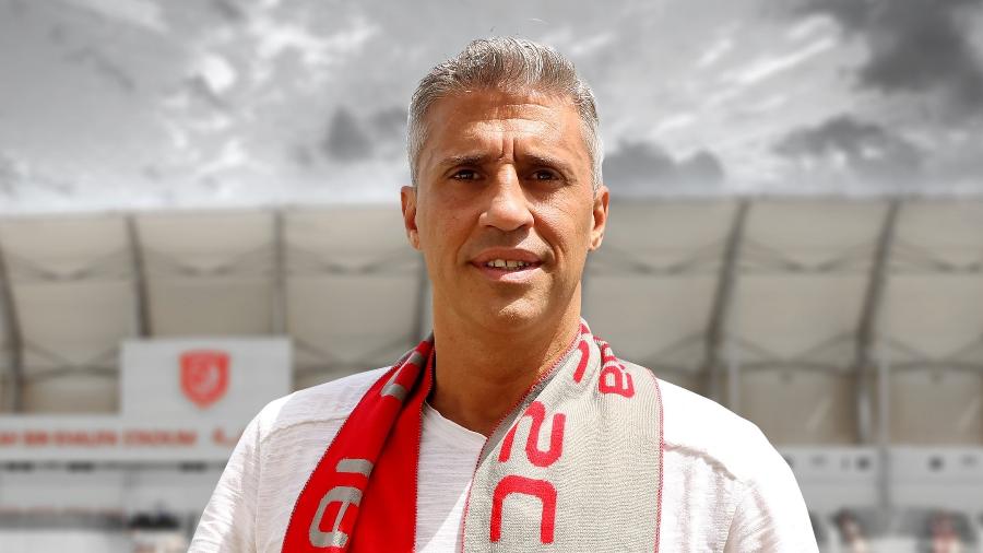 Hernán Crespo é o novo técnico do Al-Duhail, do Catar - Divulgação