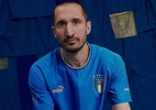 Fora da Copa, Itália lança nova camisa e é zoada: 