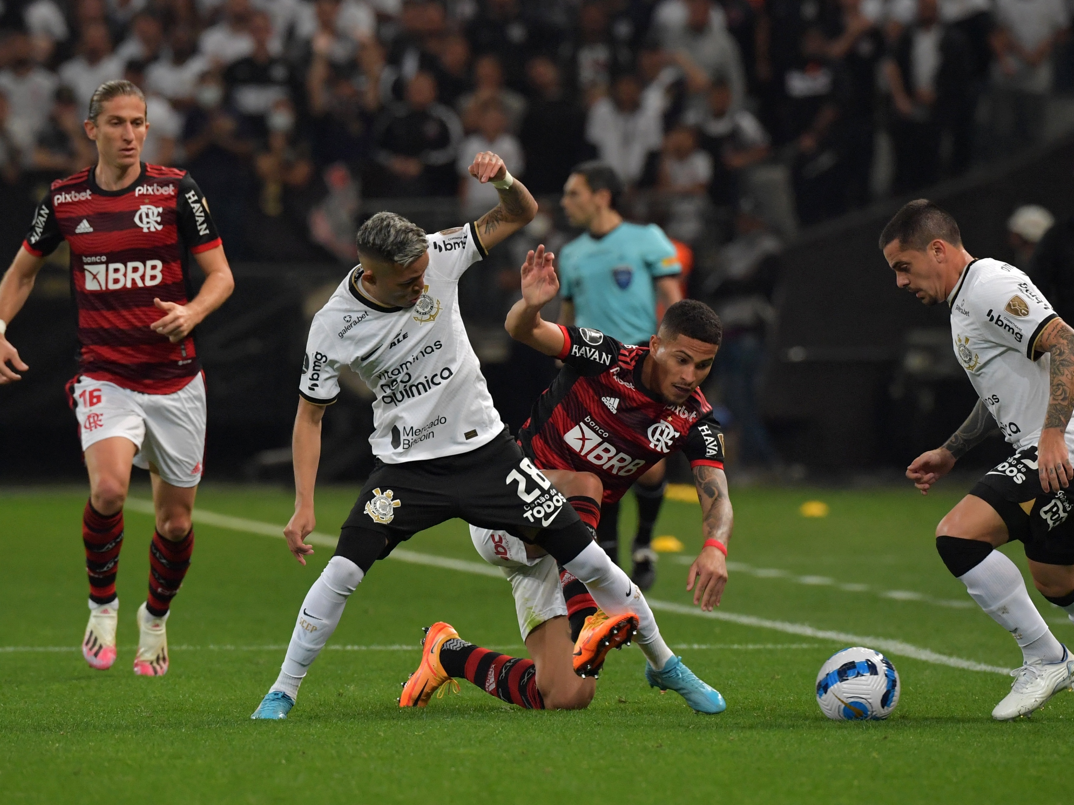 Onde assistir ao vivo o jogo Corinthians x Flamengo hoje, terça-feira, 2;  veja horário