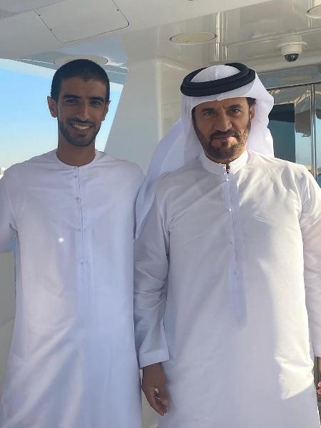 Saif Mohammed Ben Sulayem ao lado do pai, Mohammed Ben Sulayem, presidente da FIA. - Reprodução/Instagram