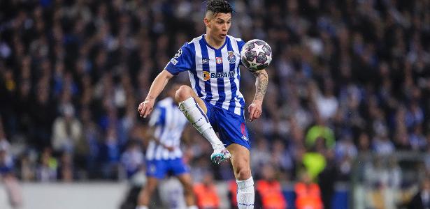 Mercado da Bola - Bruno Andrade - Flamengo oferece três anos e meio de contrato para Uribe Mercado da Bola - Bruno Andrade - Flamengo oferece três anos e meio de contrato para Uribe