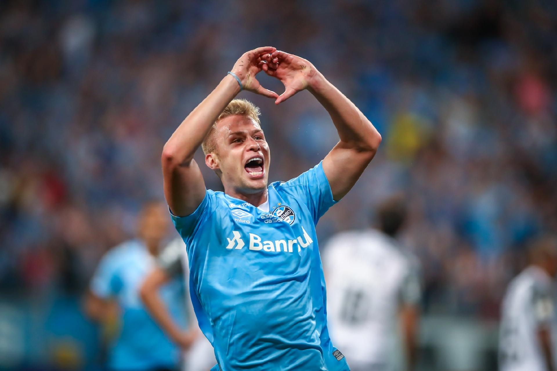 Atenção! Grêmio quer renovar com Ronald