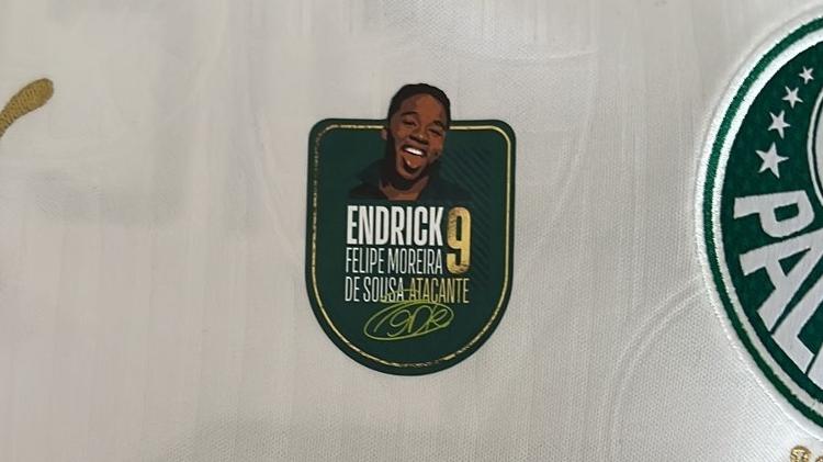 Camisa que Endrick dará de presente para todos os funcionários do Palmeiras