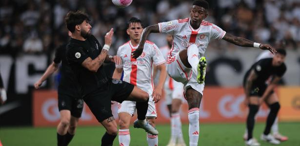 TINHA QUE DAR! Jornalista diz que anulação de gol do Corinthians foi um equívoco