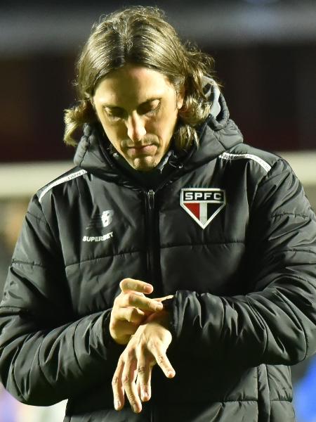 Luis Zubeldía, técnico do São Paulo, durante jogo contra o Vasco Luis Zubeldía, técnico do São Paulo, durante jogo contra o Vasco