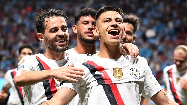 Echeverri celebra gol do Manchester City sobre o Al Ain em duelo do Mundial Echeverri celebra gol do Manchester City sobre o Al Ain em duelo do Mundial
