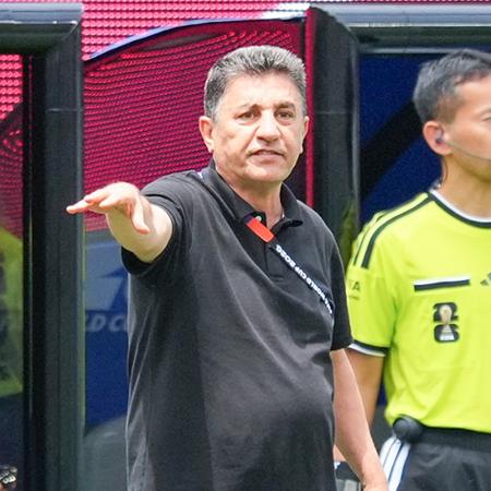 Amir Ghalenoei, técnico do Irã