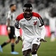 Athletico vence Botafogo no Rio com show de Viveros e cola no Flamengo
