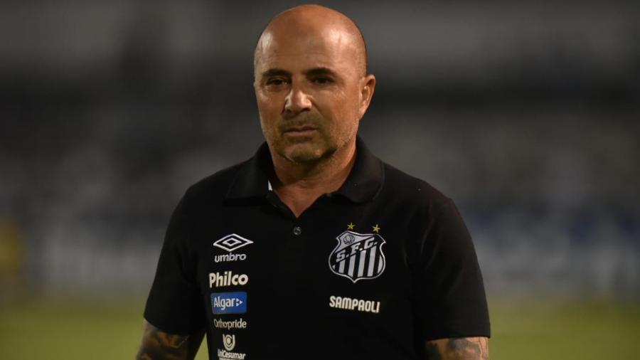 Sampaoli adota cautela, mas quer contar com o meia logo no início do Campeonato Brasileiro - Ivan Storti/Santos FC