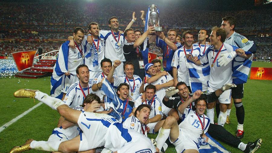 Seleção grega campeão da Eurocopa de 2004 foi uma das grandes zebras da história - Ben Radford/Getty Images
