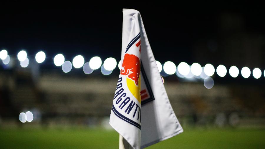 Bandeira de escanteio do estádio Nabi Abi Chedid, onde joga o Red Bull Bragantino - Divulgação/RB Bragantino