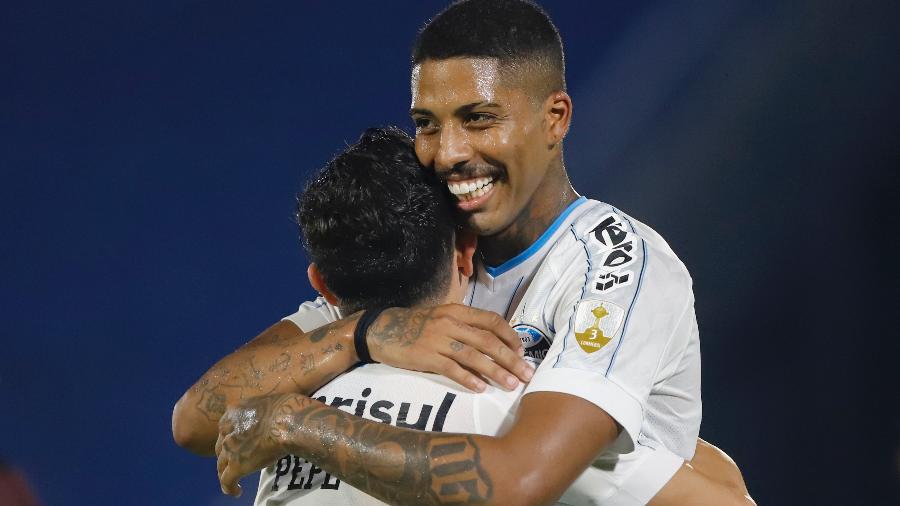 Jean Pyerre comemora gol do Grêmio contra o Guaraní (PAR) em jogo da Libertadores 2020 - Nathalia Aguilar / POOL / AFP