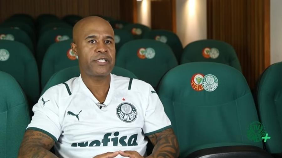 Marcos Assunção, ex-volante do Palmeiras - Reprodução/YouTube