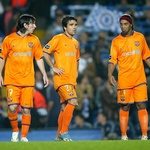 Deco em ação pelo Barcelona com Ronaldinho e Messi - undefined