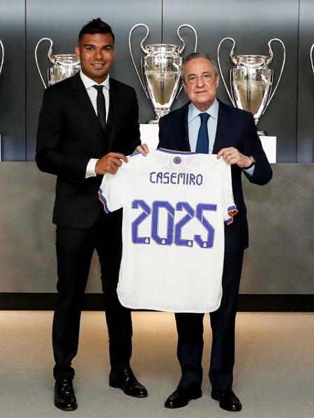 Casemiro e o presidente do Real Madrid anunciam renovação por mais quatro temporadas - Real Madrid