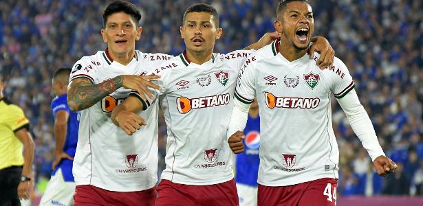 Jogadores do Fluminense comemoram gol de David Braz contra o Millonarios, pela Libertadores