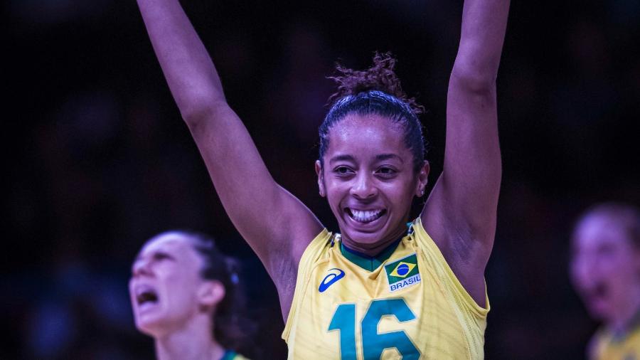 Kisy, da seleção brasileira de vôlei, na semifinal da Liga das Nações - FIVB