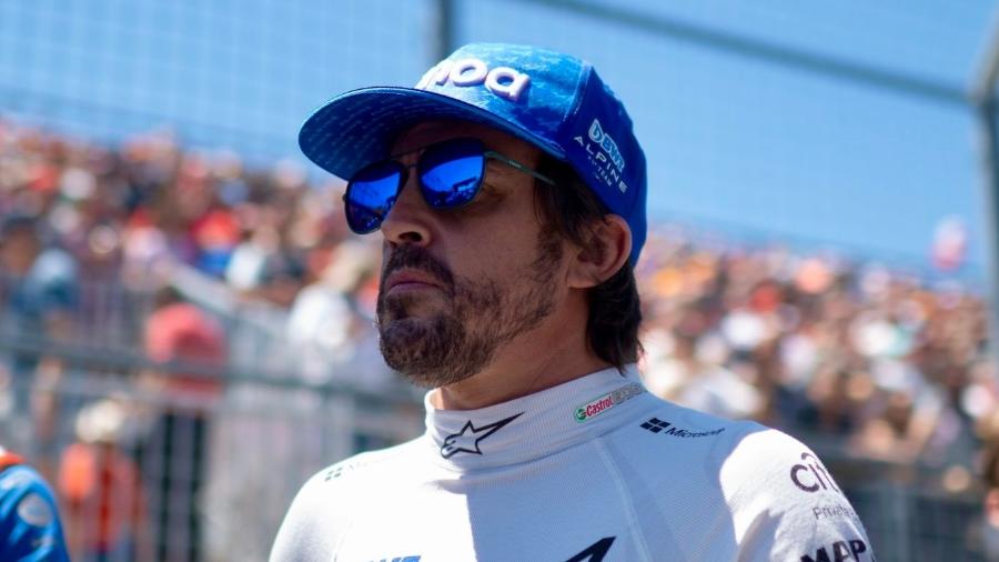 O bicampeão Fernando Alonso, anunciado pela Aston Martin, antes do GP da Hungria, no domingo  - Alpine