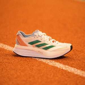 Por Adidas vai ao limite do permitido em tênis de corrida
