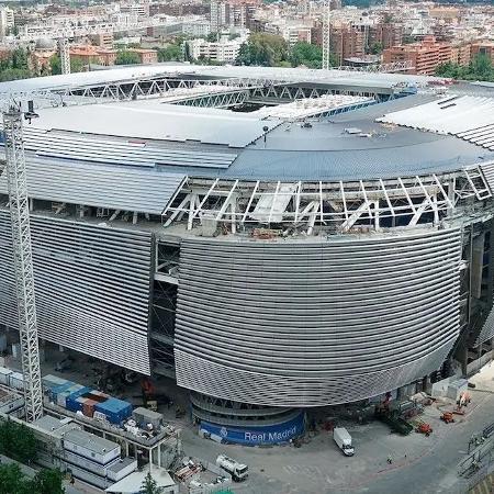 Obras do Santiago Bernabéu, estádio do Real Madrid, em andamento - Divulgação/Real Madrid