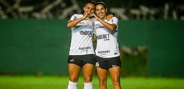 Corinthians mantém invencibilidade e liderança no Brasileiro Feminino ao vencer Flamengo