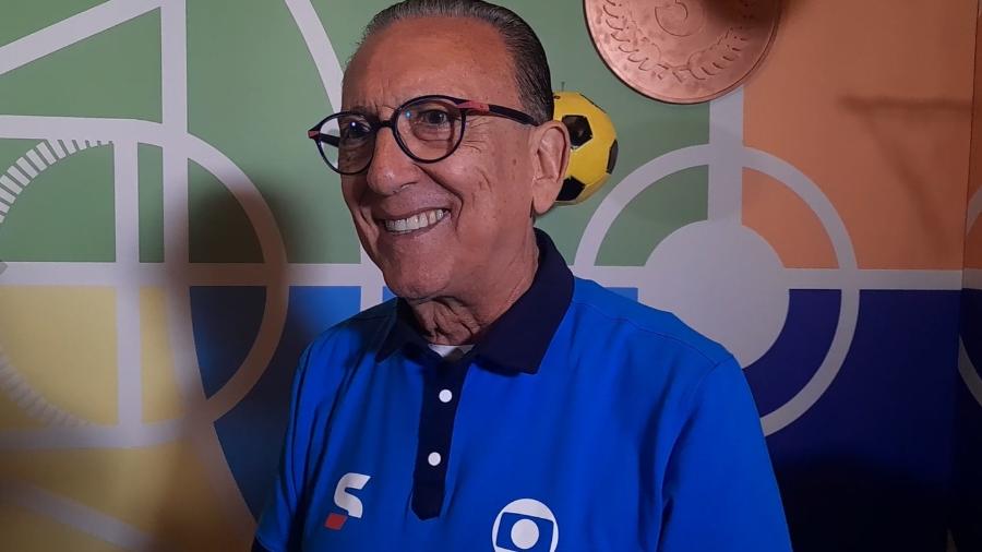 Galvão Bueno em evento em que a Globo apresentou a transmissão dos Jogos de Paris