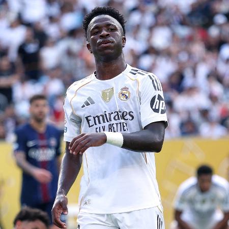 Vini Jr em ação durante Real Madrid x PSG, no Mundial de Clubes