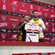 Domingos cita 'd&uacute;vidas', mas diz que 'Rafinha convenceu' a vir ao S&atilde;o Paulo