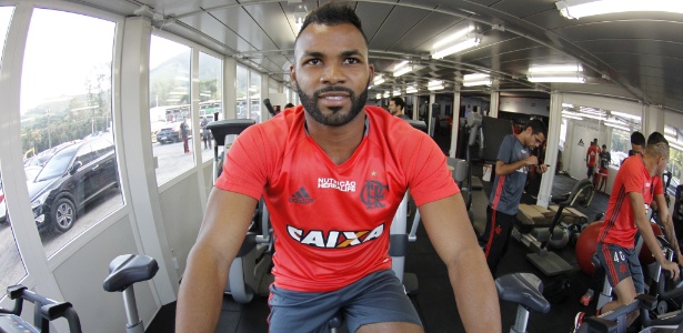 Fernandinho treina na academia do CT Ninho do Urubu: reforço do Flamengo - Gilvan de Souza/ Flamengo