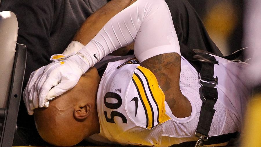 Ryan Shazier sofreu uma lesão na coluna em dezembro; Steelers garante permanência de atleta no elenco - John Grieshop/Getty Images