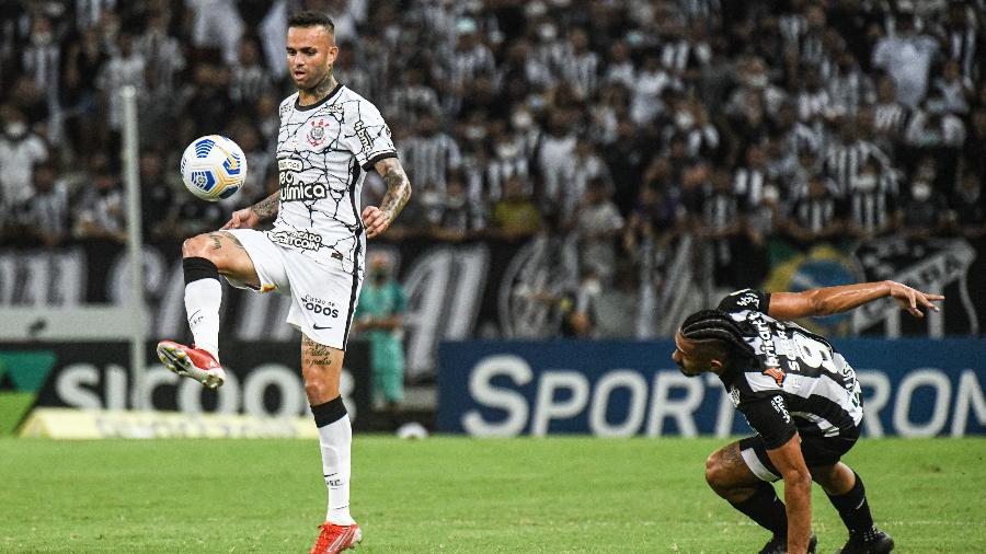 Luan será titular do Corinthians na partida contra o Botafogo-SP - Kely Pereira/AGIF