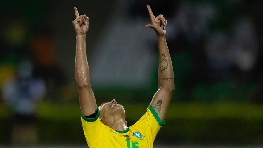 Bia Zaneratto comemora gol pela Seleção Brasileira na Copa América - Thais Magalha?es