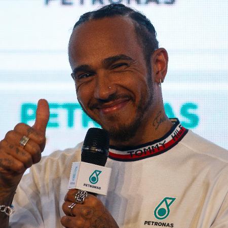 Heptacampeão da Fórmula 1 estará no GP de São Paulo, que acontece no domingo - Miguel SCHINCARIOL / AFP