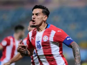 Como Gómez foi parar no banco do Paraguai após 8 anos e faixa de capitão