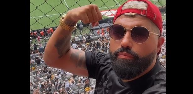 Gabigol sósia declara amor ao Flamengo e confirma permanência no clube