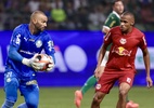 Weverton defende Barros no Palmeiras: 'Tão importante quanto quem faz gols'