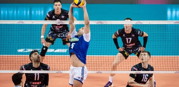 Cruzeiro é eliminado por time italiano em Mundial de Vôlei.