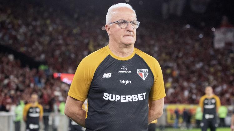Dorival Júnior, técnico do São Paulo, durante partida contra o Flamengo, pelo Brasileirão