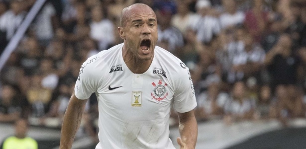 Corinthians atingiu a marca de 18 meses sem um patrocinador máster fixo no uniforme - Daniel Augusto Jr. / Ag. Corinthians