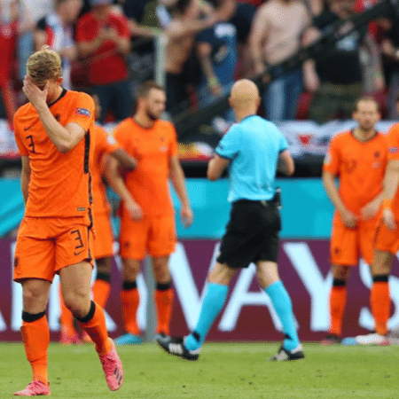 Euro 2021: De Ligt lamenta expulsão na derrota da Holanda para a República Tcheca - Reprodução/Instagram