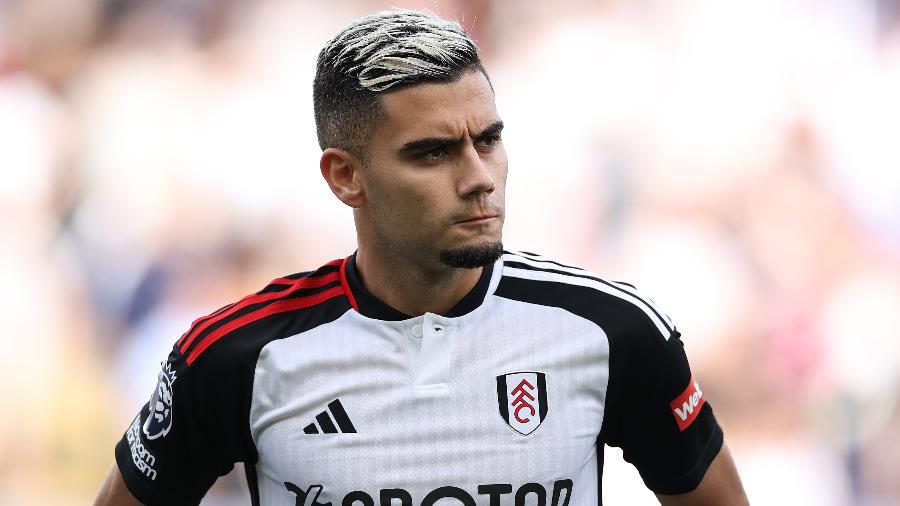 Andreas Pereira tem contrato com o Fulham até junho de 2026