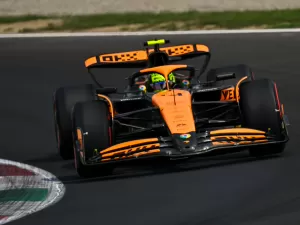 Norris faz a pole em dobradinha da McLaren na Itália; Verstappen é sétimo