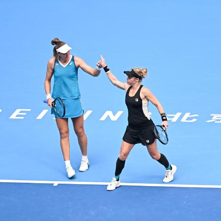 Beatriz Haddad Maia e Laura Siegemund são eliminadas do WTA 1000 de Pequim