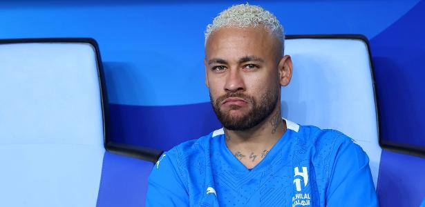 Mercado: Neymar mais próximo, Tiquinho aguardando e estrangeiro no Palmeiras.