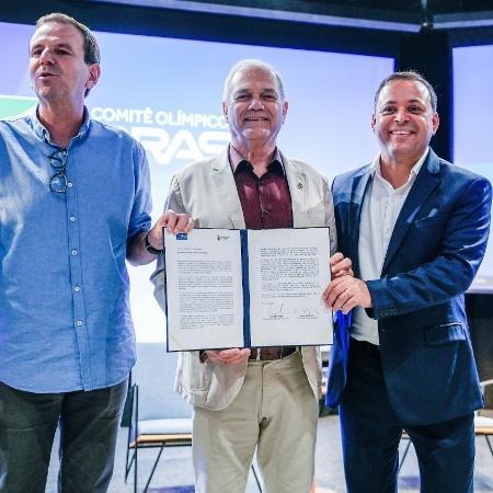 Eduardo Paes, Paulo Wanderley e Rodrigo Neves: Rio e Niterói entregam ao COB carta de olho no Pan 2031 - Rafael Bello / COB