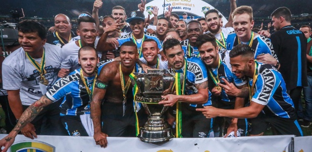 Título da Copa do Brasil colocou o Grêmio em nova condição para 2017 - JEFFERSON BERNARDES/AFP