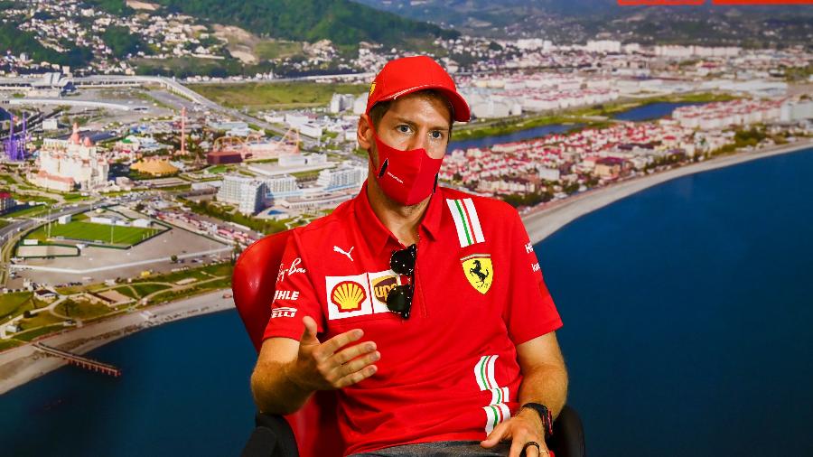 O tetracampeão da Ferrari Sebastian Vettel durante entrevista em Sochi, na Rússia - Mark Sutton/FIA Pool